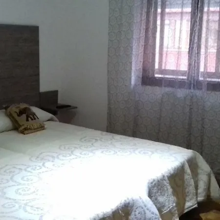 La Catedral Guest house Leon
